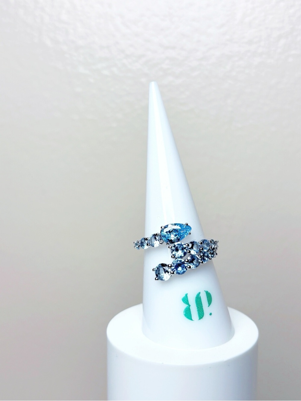 New Bomb Party “Run Away With Me” Ring Size 8 RG17147